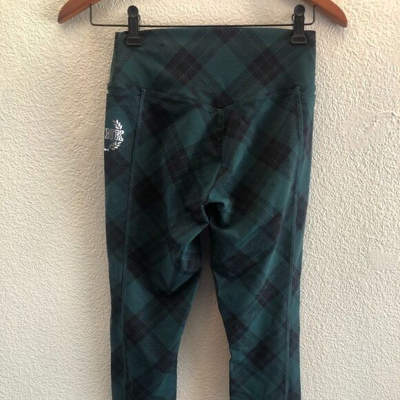 PINK Ultimate Victoria's Secret Yoga Workout Pants Size Small 25 Inch Inseam - Picture 2 of 5